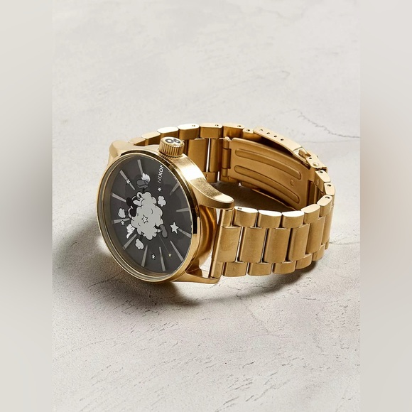 Nixon Sentry SS Mickey Mouse Dust Up Watch - Picture 1 of 7